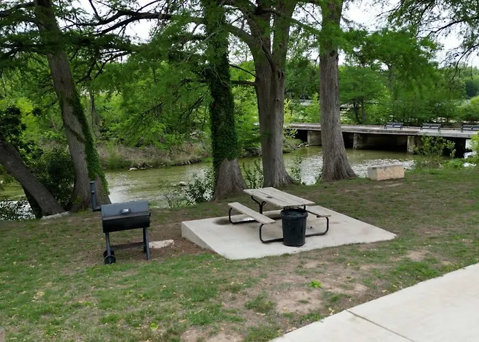 River Trail Cottages